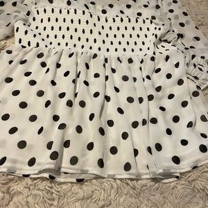 TORRID white with black polka dots flowing blouse size 4x